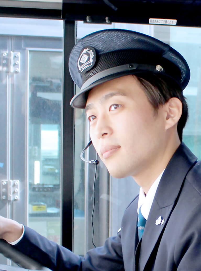 バス運転士の写真、仕事と私生活の両立(ワークライフバランス)